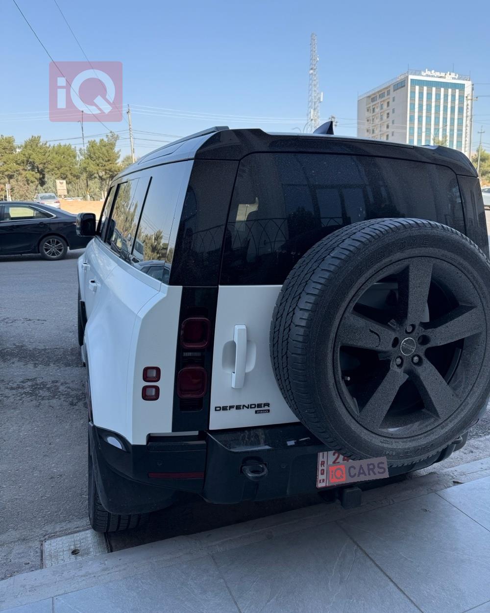 لاند ڕۆڤەر دیفێندەر